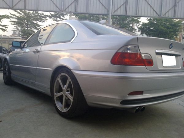 2001 330CI 3.0 搶眼銀 照片7