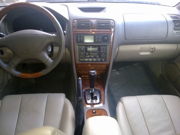 2000 銀灰 GALANT 2.0  照片5