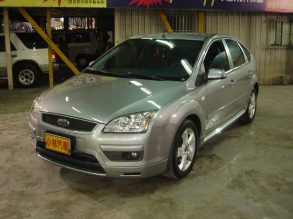 FORD FOCUS 照片1