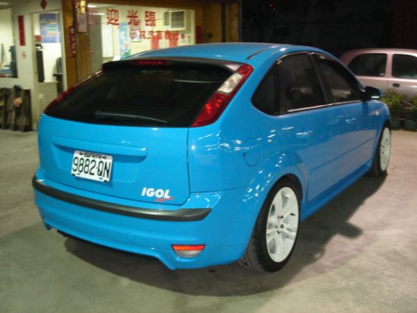 FORD FOCUS 照片2