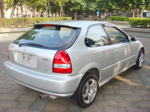 【松順汽車】98--02 HONDA C 照片3