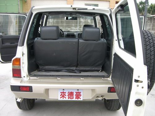 【來德豪汽車】吉星 1.6 4X4 照片7