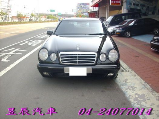 BENZ 賓士 照片3