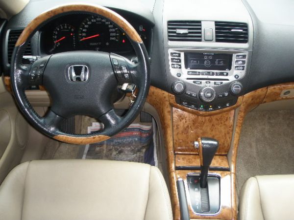 06年 本田 Accord K11 照片5