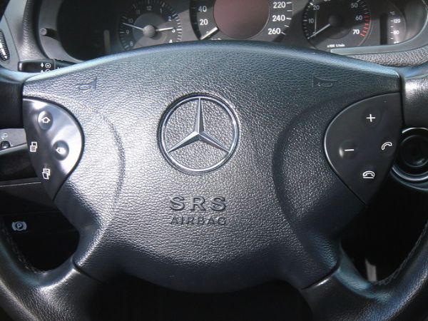 運通汽車2004年-Benz E200K 照片5