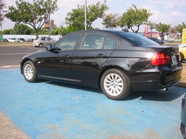 BMW  320I 2009/8月 照片2