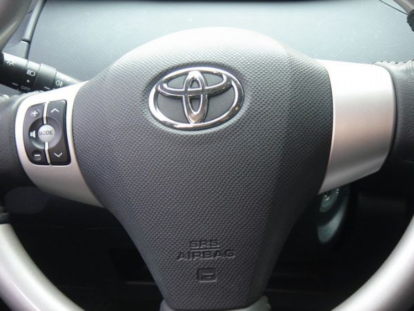 運通汽車-2009年-豐田 Yaris 照片6