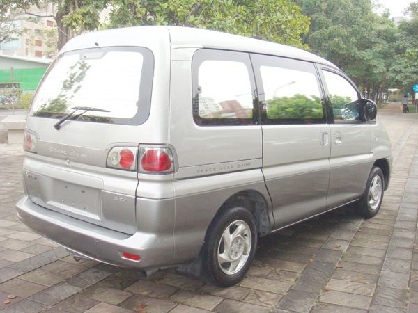 【松順汽車】2004 中華SPACE G 照片7