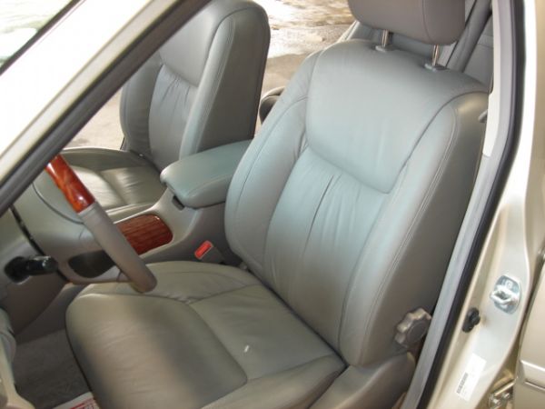 TOYOTA CAMRY 照片7