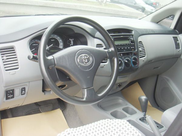 【松順汽車】2008  豐田INNOVA 照片5