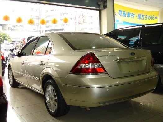 2002年式 福特 METROSTAR 照片10