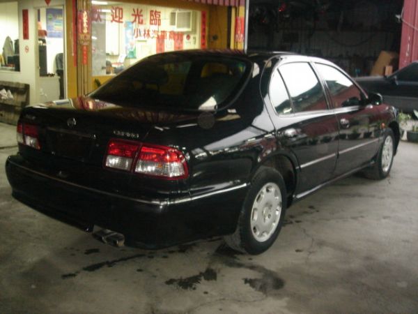 NISSAN CEFIRO 照片2