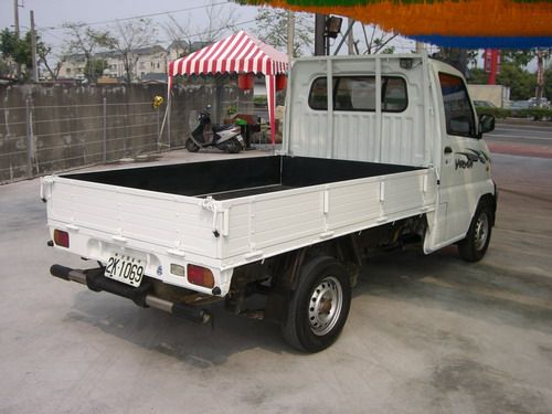 【來德豪汽車】新菱力 小貨車 1.2  照片4