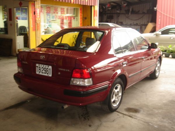 TOYOTA TERCEL 照片2