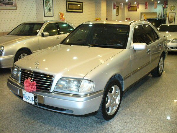 97 年 Benz/朋馳 C280 2. 照片1