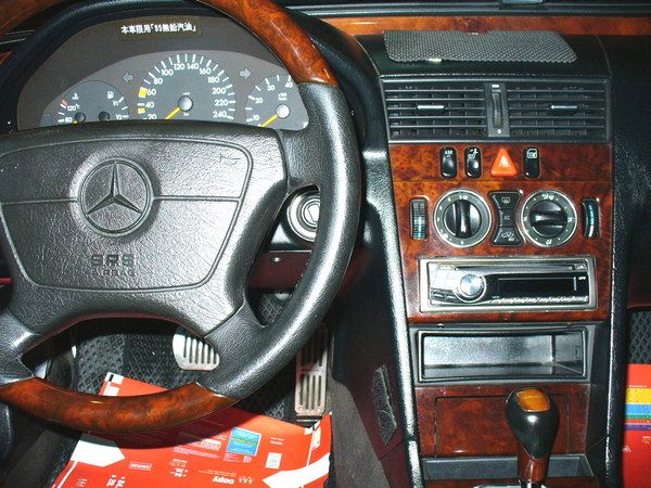 99 年Benz/朋馳 C280 2.8 照片4