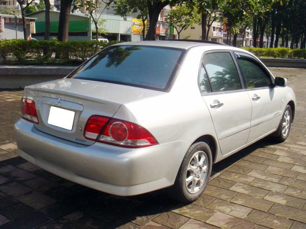 【松順汽車】2005GB LANCER 照片6