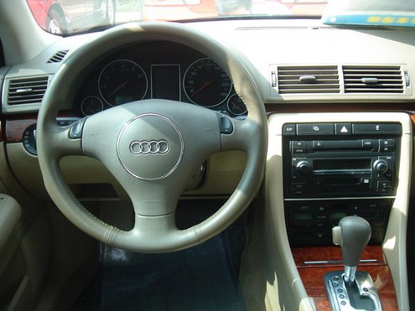運通汽車-2002年-Audi A4 照片2