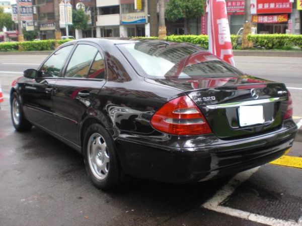 2001年 賓士 E240黑色 照片9