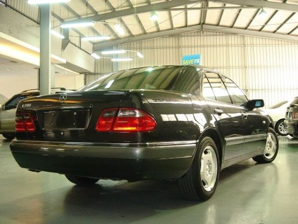 大眾汽車 1997年 賓士 E280 照片7