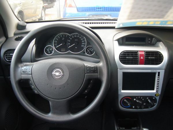 運通汽車-2004-OPEL Corsa 照片2