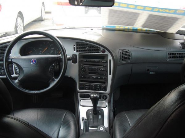 運通汽車-2003年-Saab 9-5 照片5