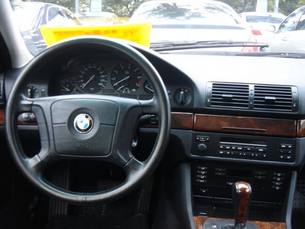 運通汽車-1999年-BMW 520 照片2