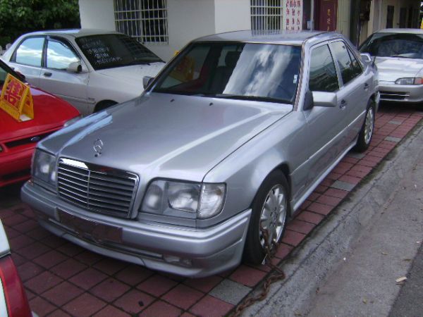 300E 3.0 AMG 照片1