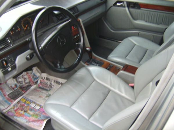 300E 3.0 AMG 照片2