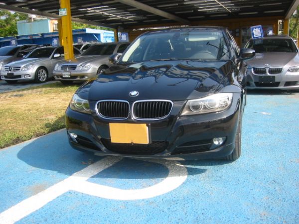 320i 照片1