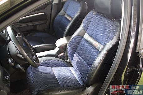 Ford 福特 Focus 2.0  照片4