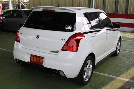 Suzuki 鈴木 Swift  照片6