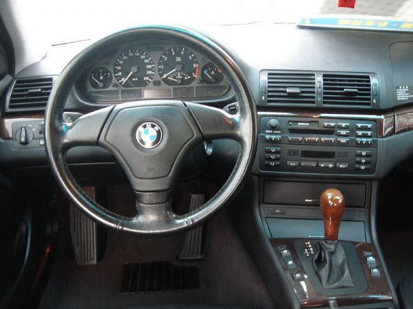 運通汽車-2001年-BMW 318 照片2
