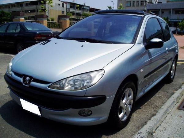 05 Peugeot 206 1.6L  照片1