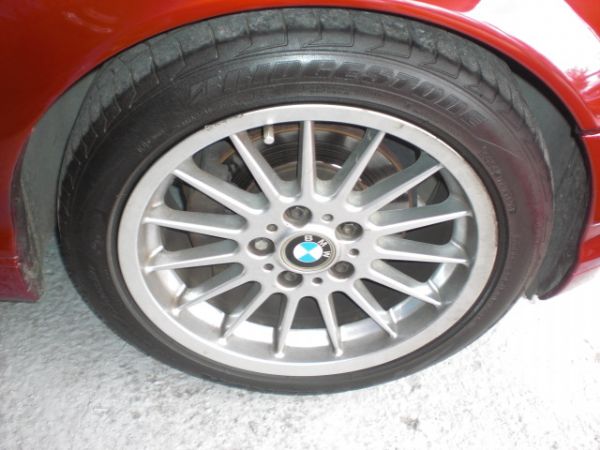 BMW  323  紅色 照片3