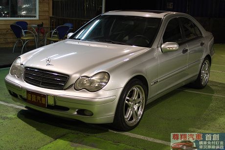 賓士 C-Class C 200 K  照片3