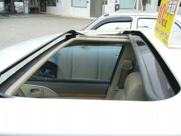 2004年LANCER1.6天窗 照片4