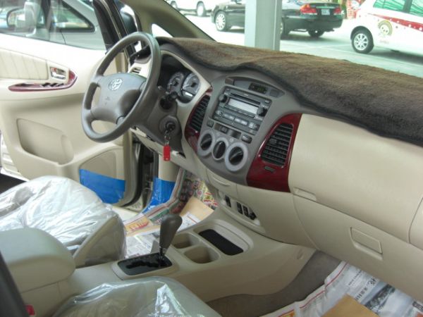 聯泰汽車~2007型式INNOVA 照片5