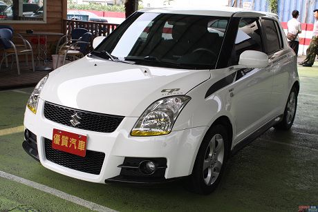 Suzuki 鈴木 Swift  照片3