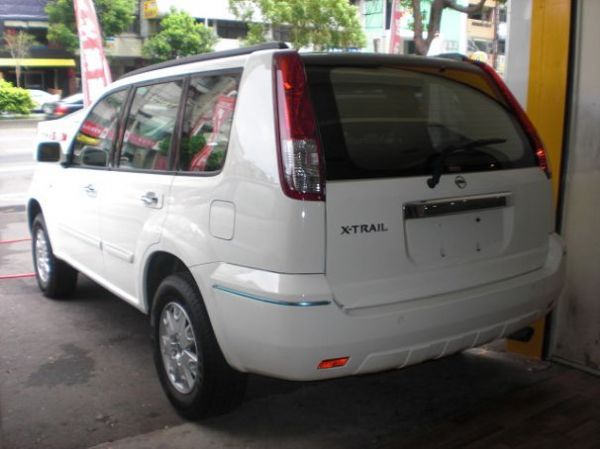 日產 X-TRAIL 白色 照片9