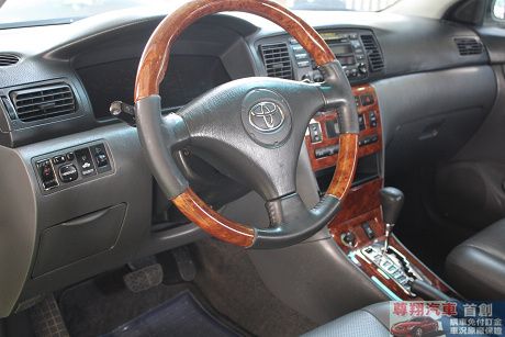 Toyota豐田 Altis 照片6