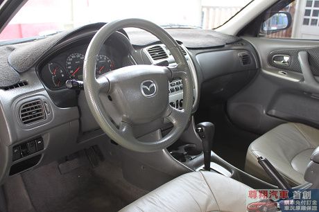 2003年Mazda 馬自達 323 照片7