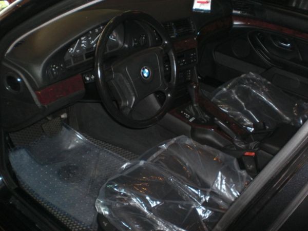 BMW 520 2.0 黑色 照片5