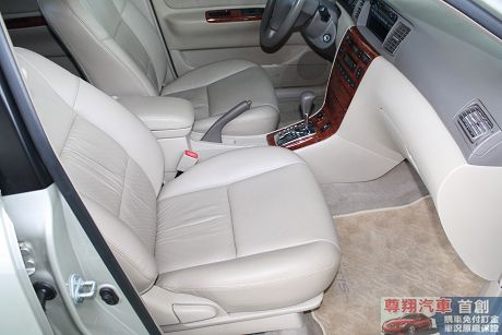 Toyota豐田 Altis 照片6