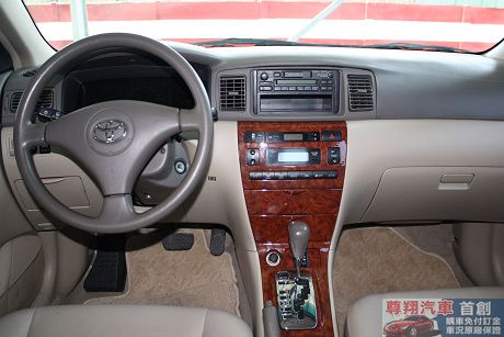 Toyota豐田 Altis 照片8