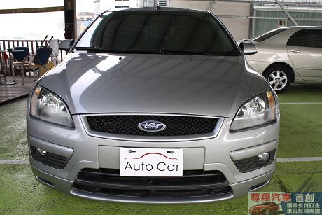 Ford 福特 Focus 2.0 照片2