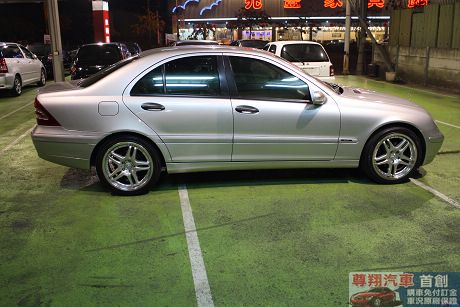 Benz 賓士 C-Class C 20 照片4