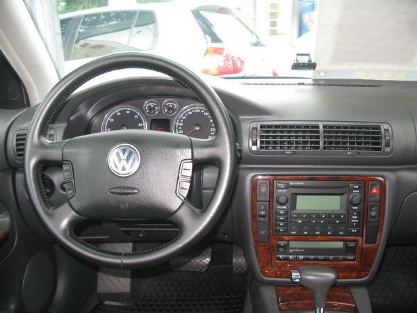 運通汽車-2006年-VW-Passat 照片2