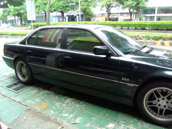 98年 BMW735 99年新型原廠HI 照片3