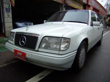 賓士 E280100%原漆*一手車*天窗 照片1